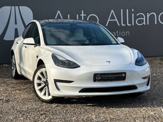 Tesla Model 3 foto 3