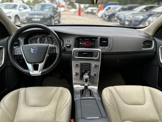 Volvo V60 foto 15