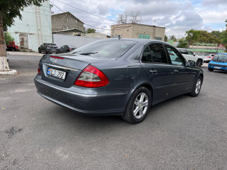 Mercedes E-Class foto 3