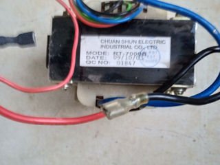 Transformatoare 220/3+3V, 4,5+4,5V, 6+6V, 7,5+7,5V, 12V, 13+13V