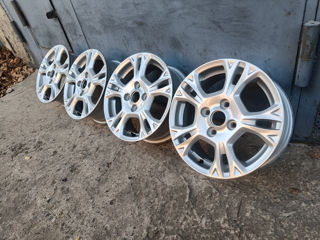 4x108/ R15 Original Ford