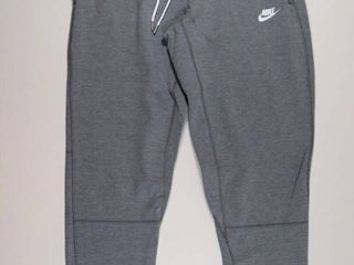 Pantaloni Nike