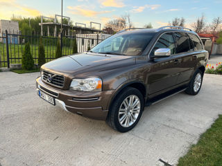 Volvo XC90 foto 1