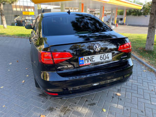 Volkswagen Jetta foto 1