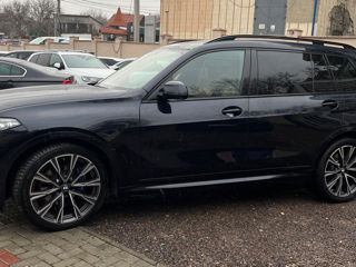 BMW X7 foto 3