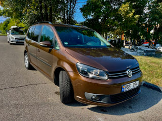 Volkswagen Touran foto 9