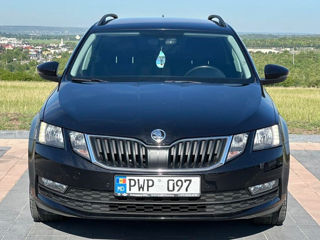 Skoda Octavia foto 2