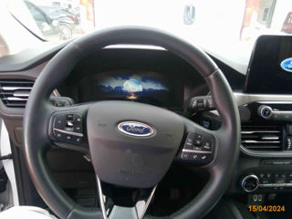 Ford Kuga foto 7