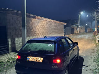 Seat Ibiza foto 1