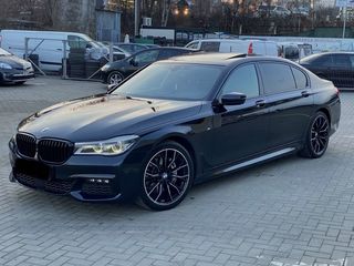 BMW 7 Series foto 2