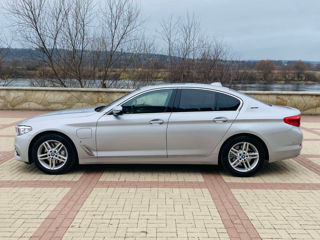 BMW 5 Series foto 4