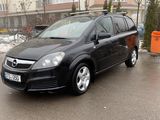 Opel Zafira foto 1