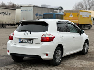 Toyota Auris foto 4