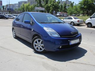 Toyota Prius foto 2