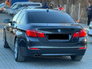 BMW 5 Series foto 5