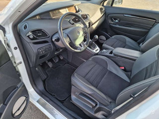 Renault Grand Scenic foto 6