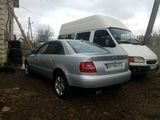 Audi A4 anul 2000 motor 2.5. diesel.  manual cu 6 viteze foto 1