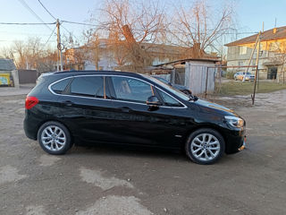 BMW 2 Series Active Tourer foto 2