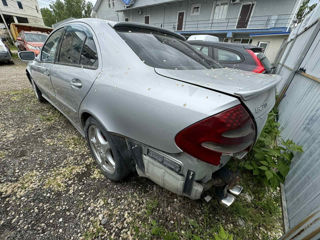 Mercedes E-Class foto 4