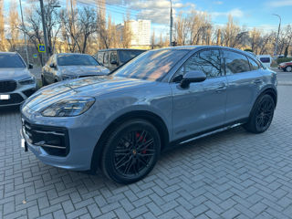 Porsche Cayenne Coupe foto 7