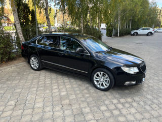 Skoda Superb foto 3