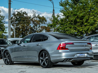 Volvo S90 foto 2