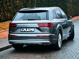 Audi Q7 foto 2