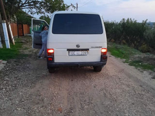 Volkswagen Transporter foto 4