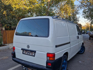 Volkswagen Transporter foto 4