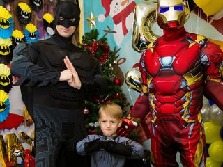 Super-Eroii indragiti sunt mai aproape... Ironman, Hulk, Batman, Turtle Ninja, KungFu Panda