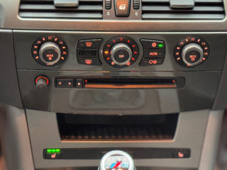 BMW 5 Series foto 9