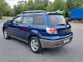 Mitsubishi Outlander foto 4