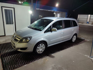 Opel Zafira foto 4