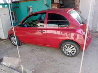 Nissan Micra foto 1