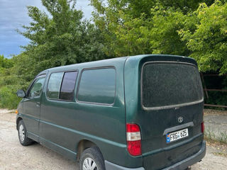 Toyota Hiace, 2000 г.