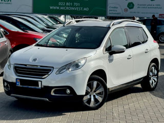 Peugeot 2008 foto 1