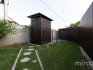 Se vinde casă în or.Ialoveni! foto 17