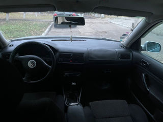 Volkswagen Golf foto 5