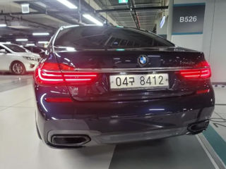 BMW 7 Series foto 2