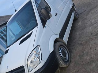 Mercedes sprinter foto 2