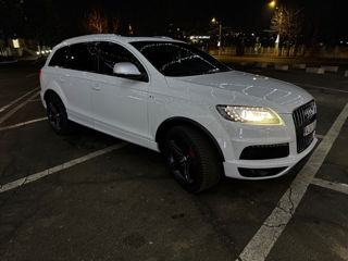 Audi Q7 foto 2