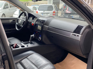 Volkswagen Touareg foto 8