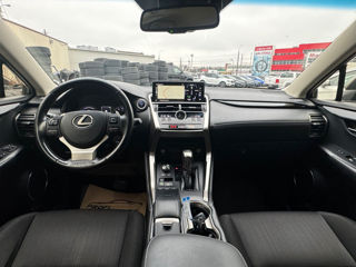 Lexus NX Series foto 10