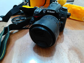 Nikon   D7000