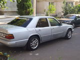 Mercedes Series (W124) foto 3