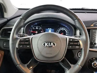 KIA Sorento foto 13