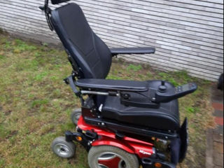Аккумуляторная инвалидная коляска. Электрическая коляска
