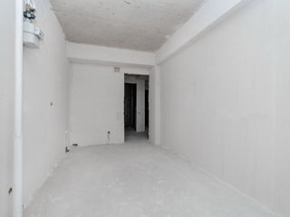 Apartament cu 2 camere, 69 m², Centru, Chișinău foto 7