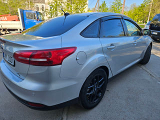 Ford Focus foto 7