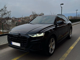 Audi Q8 foto 6